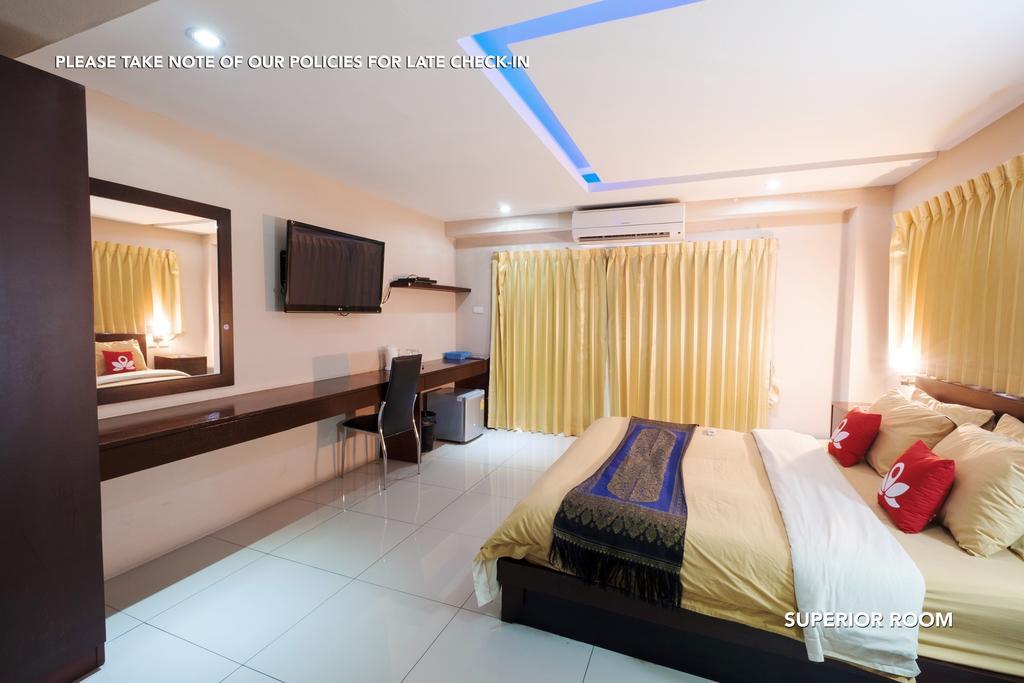 Zen Rooms Lk Metro Pattaya Exterior foto